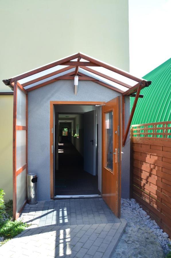 Hotel Tenis Chrzastowice ภายนอก รูปภาพ